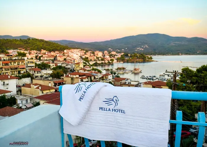 Pella Hotel - new
