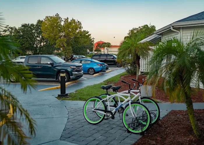 Baymont By Wyndham Orlando Lake Buena Vista South