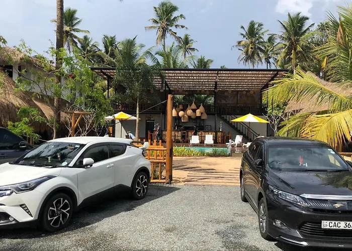 Shima Guni Beach Club Hotel