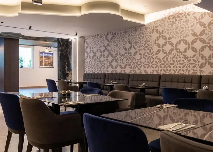 Alavits Hotel By St Hotels