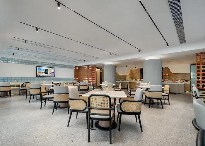 Atour Hotel Jindezhen Peoples Square Zhejiang Road