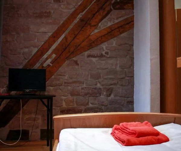 Domhotel