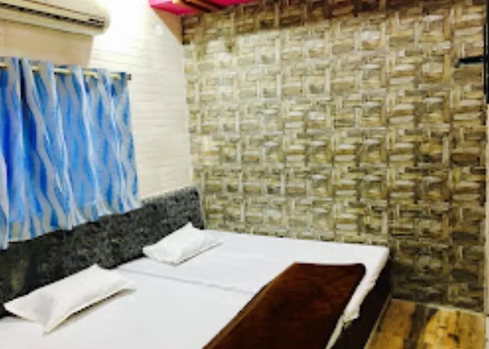 Hotel Amba Amravati