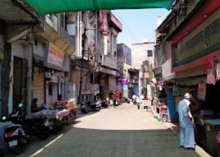 Hotel Amba Amravati