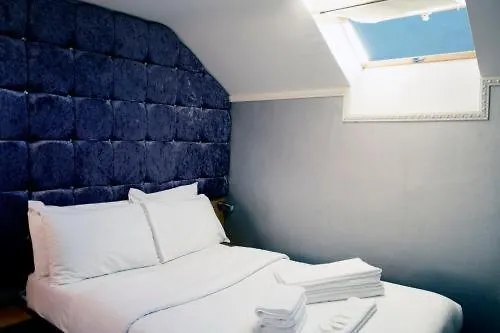 Hotel 24-7 Express