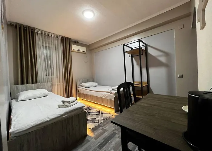 Ave Hotel