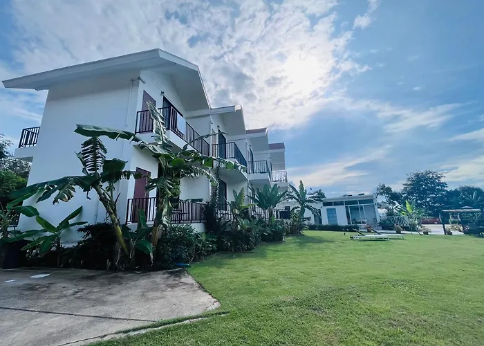 White Seaview Residence
