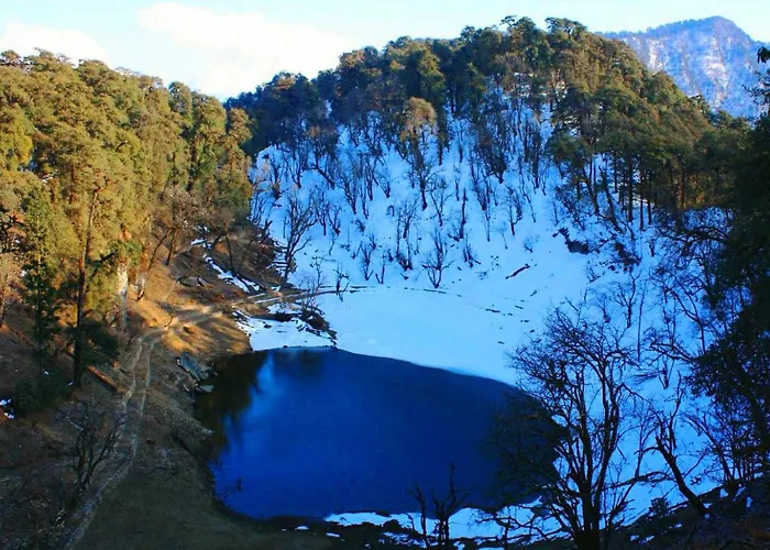 Goroomgo Hotel Shri Ganga Mount View Munsyari