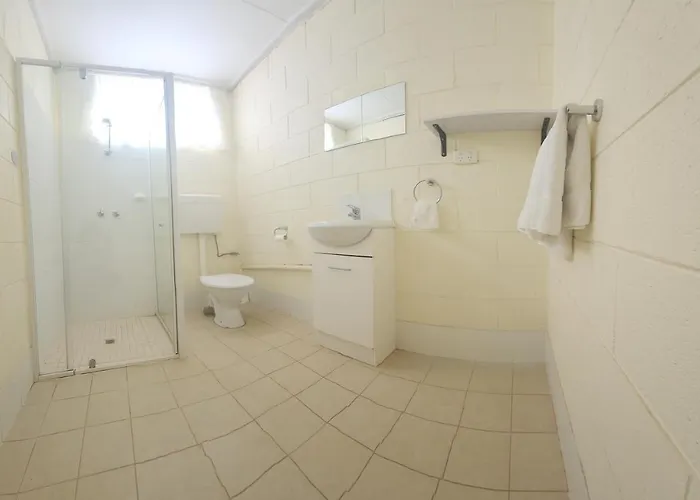 Broken Hill Hotel