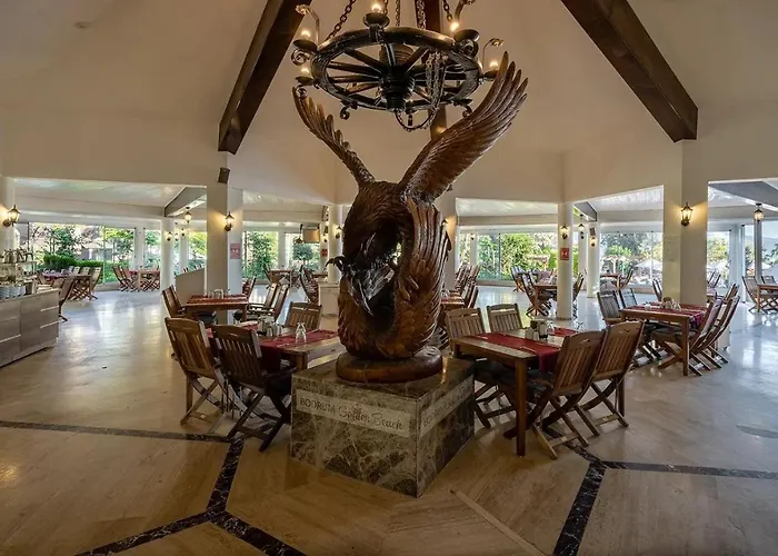 Golden Beach Resort & Spa