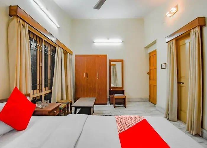 Oyo Retro Residency