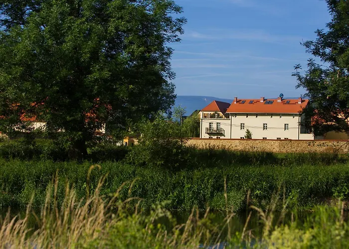 Pałac Łomnica Karkonosze - Schloss Lomnitz Riesengebirge