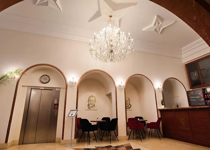 Hotel Grand