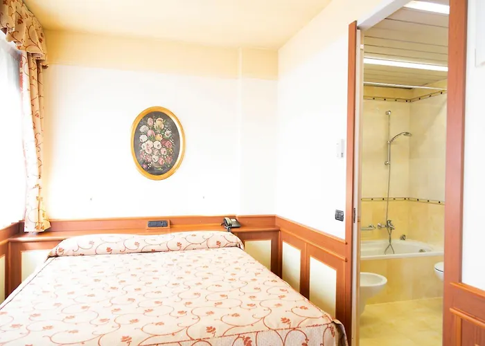 Melas Hotel