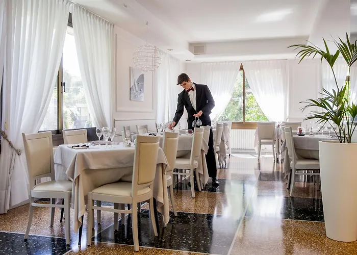 Hotel Mediterraneo