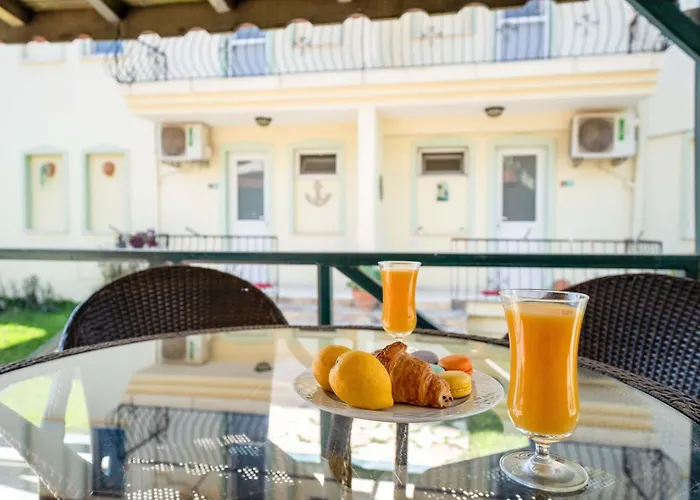 Dedeminn Garden Hotel