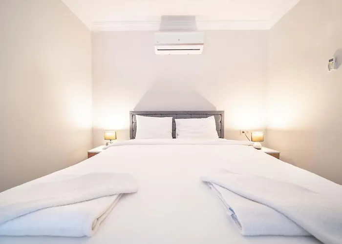 Dedeminn Garden Hotel