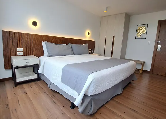 Hotel Ajavi