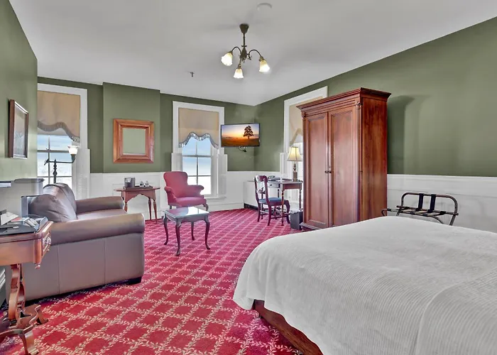 St James Hotel