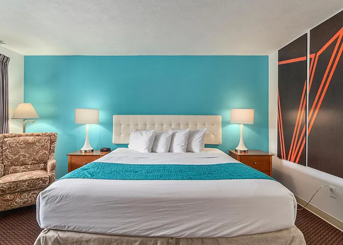 Howard Johnson By Wyndham Traverse City