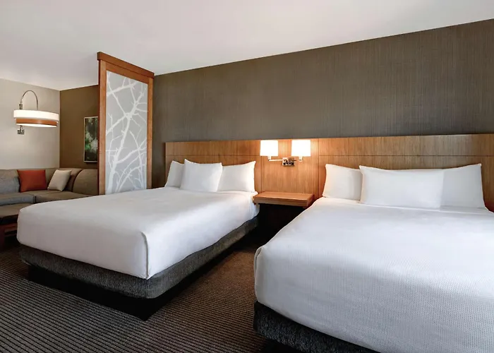 Hyatt Place Bloomington / Normal
