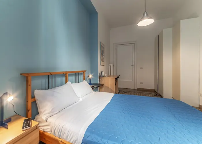Azzurra B&B - Metro Lodi Roma