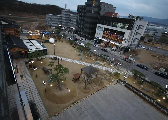 Jb Tourist Hotel