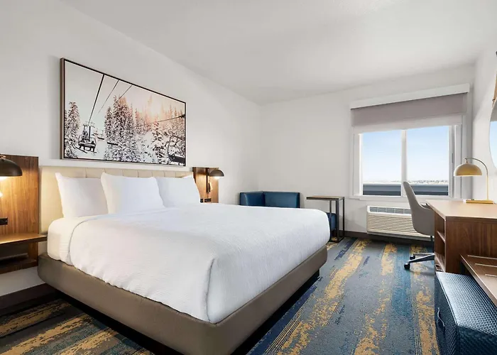 La Quinta Inn & Suites By Wyndham Denver Parker