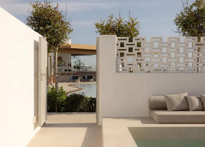 Parocks Luxury Hotel & Spa
