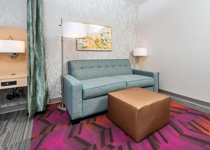 Home2 Suites By Hilton Newark Airport