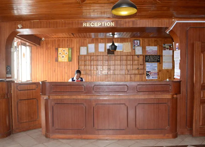 Hotel Senate Juja