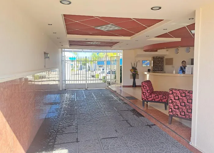 Hotel Confort Plaza