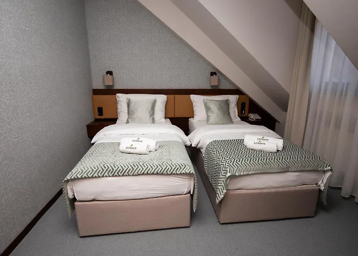 London Boutique Hotel & Restaurant