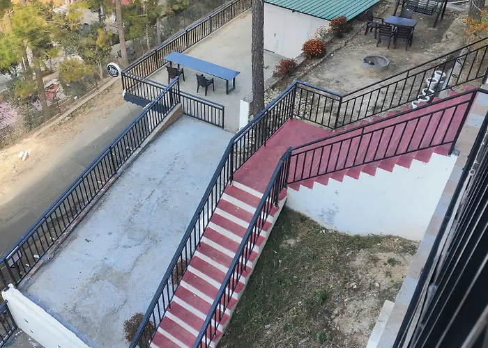 Hotel Pearl Residency