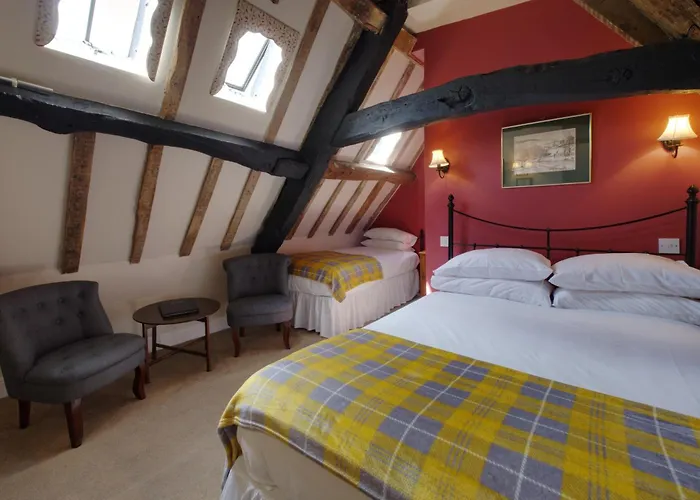 Corinium Hotel & Restaurant