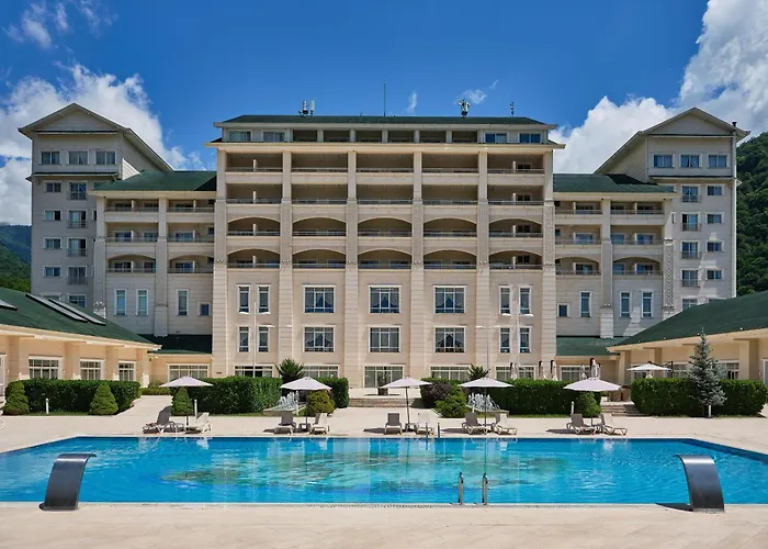 Qafqaz Riverside Hotel