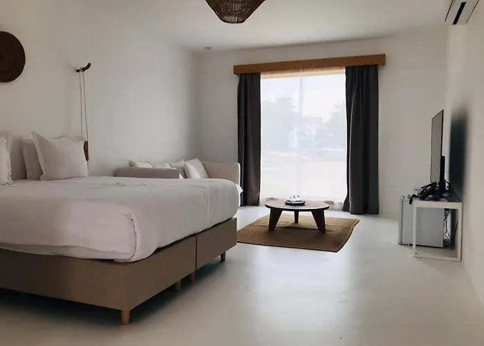 Mansa Marina Hotel