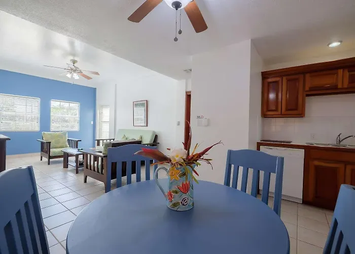 Best Western Grand Baymen Gardens