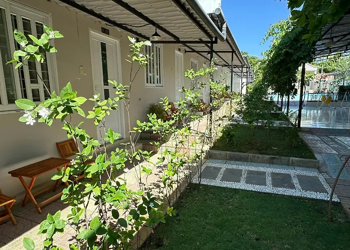 Pharos Guesthouse