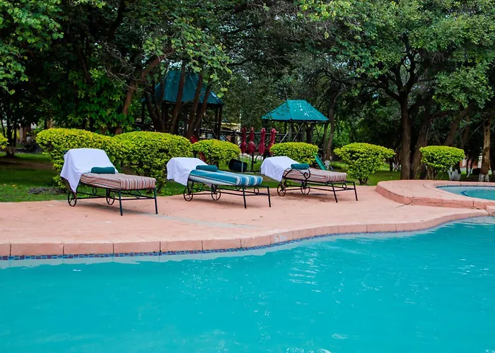 M'Kango Golfview Hotel
