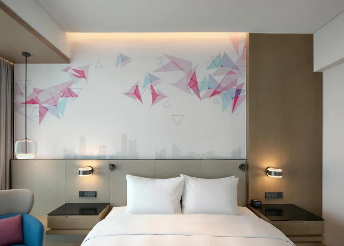深圳国际会展中心希尔顿花园酒店 前海华发冰雪世界店 Hilton Garden Inn Shenzhen World Exhibition & Convention Center Qianhai Snow World