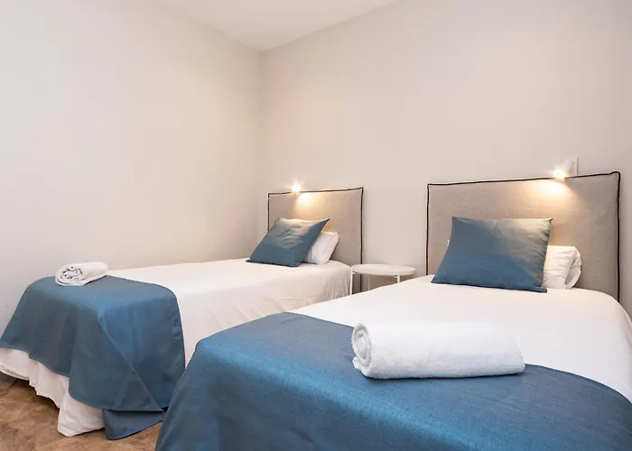Vtz The Orus Factory Hotel - Parking Muy Economico