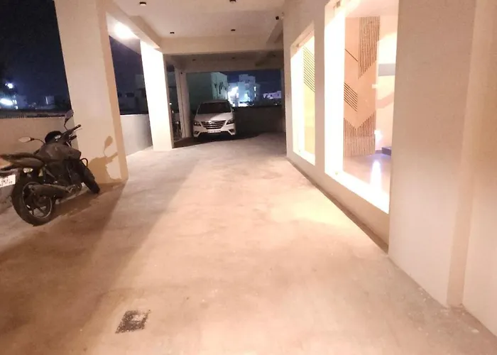 Elite Residency
