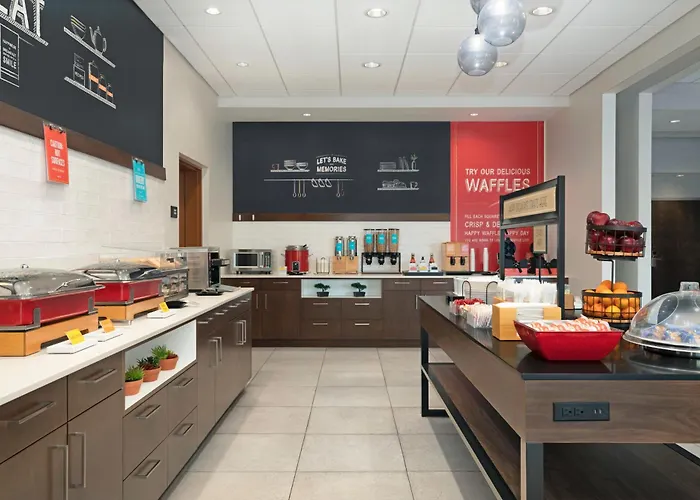 Hampton Inn By Hilton Cornwall