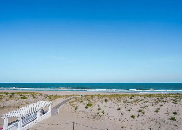 Spray Beach Oceanfront Hotel