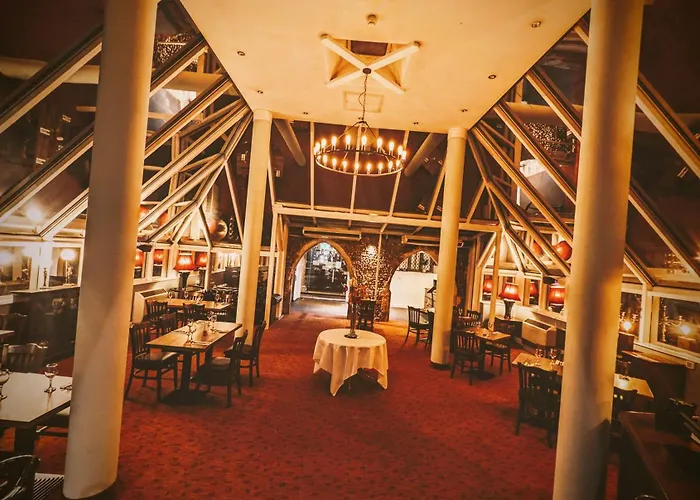 Hitchin Priory Hotel