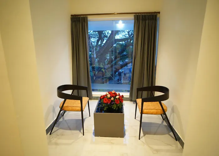 Emerald Urban Comforts