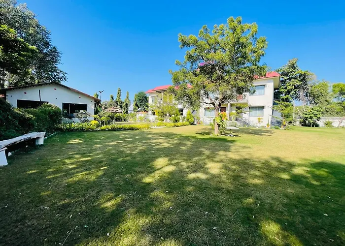 Dev Villa Resort