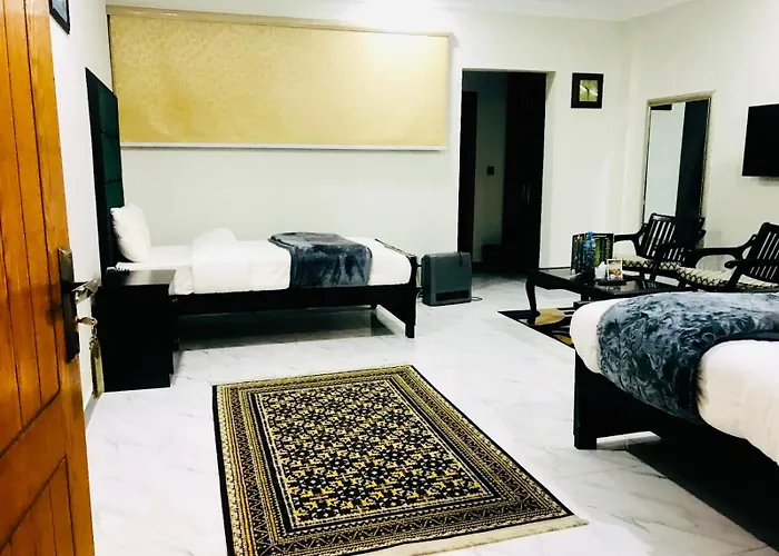 Grand Taj
