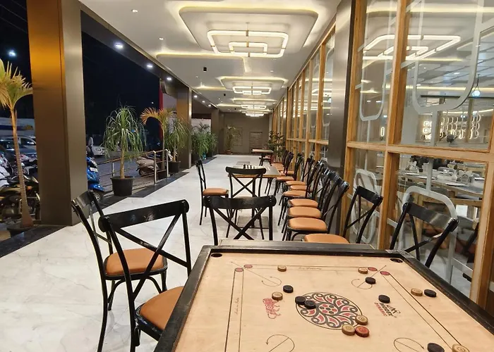 Hotel The Grand Khodiyar